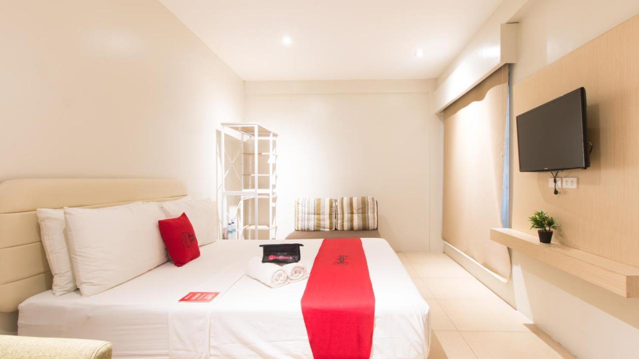 Reddoorz @ General Segundo Avenue Laoag Hotel Buitenkant foto