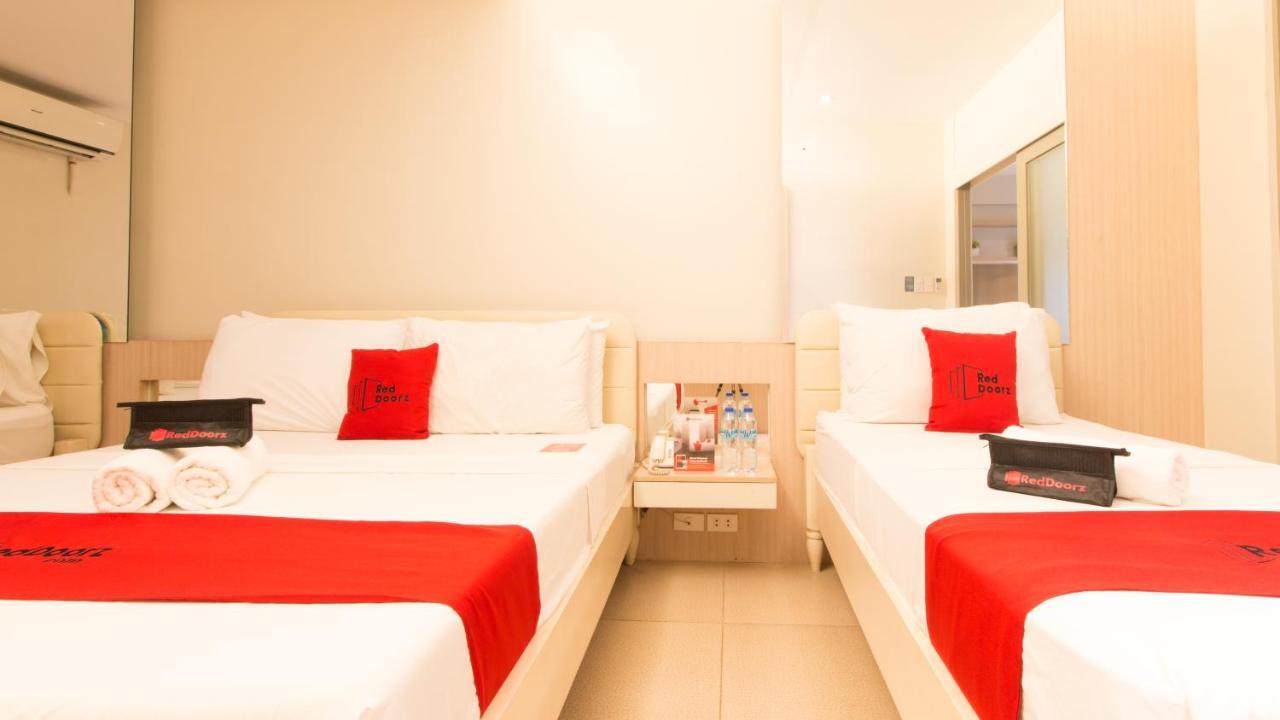 Reddoorz @ General Segundo Avenue Laoag Hotel Buitenkant foto