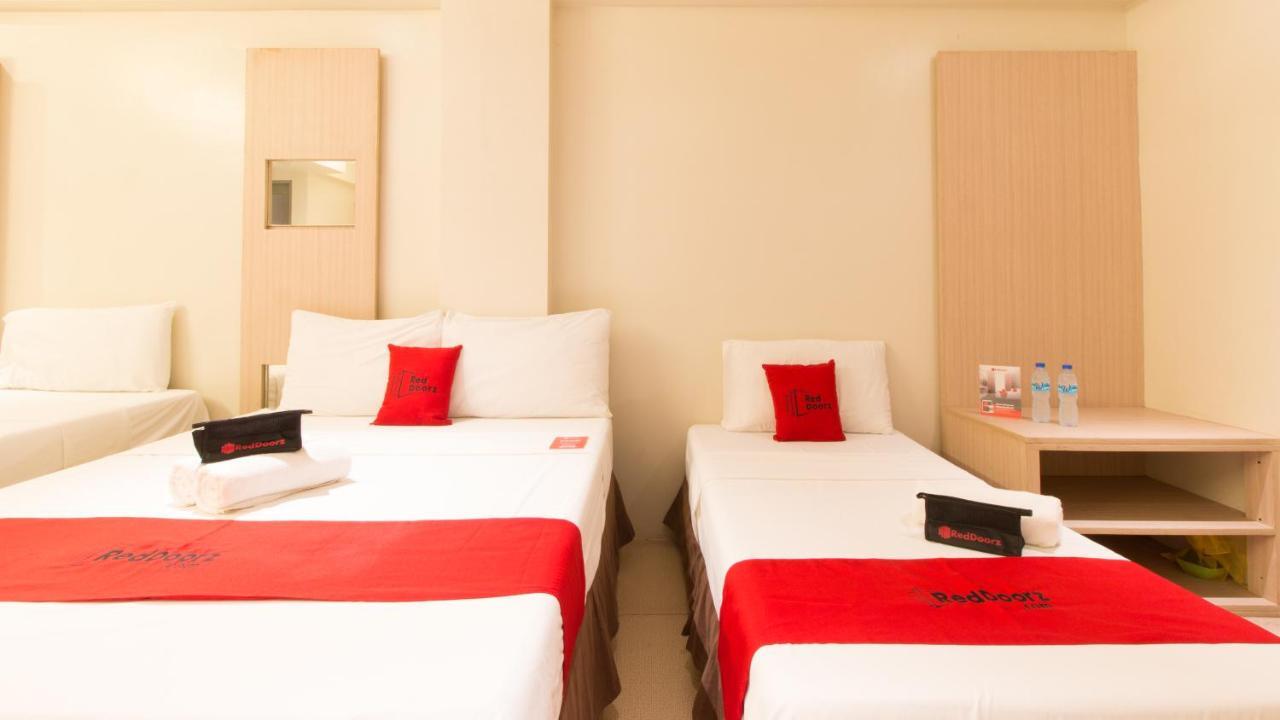 Reddoorz @ General Segundo Avenue Laoag Hotel Buitenkant foto